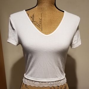 💙 Shein white crop top with lace trim